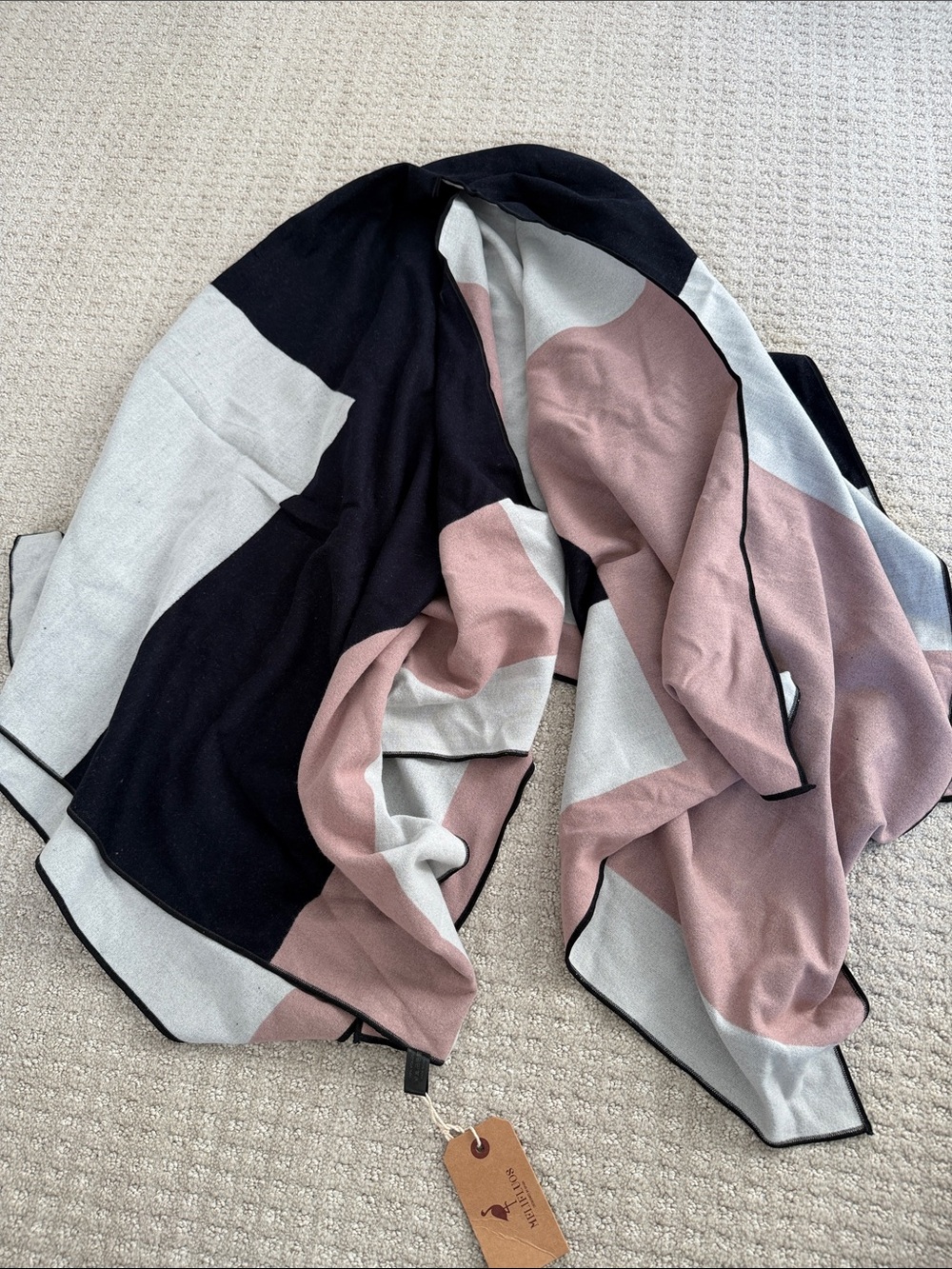 Mellifluous Colorblock Open-Front Coatigan / shawal Blush, Black & Cream